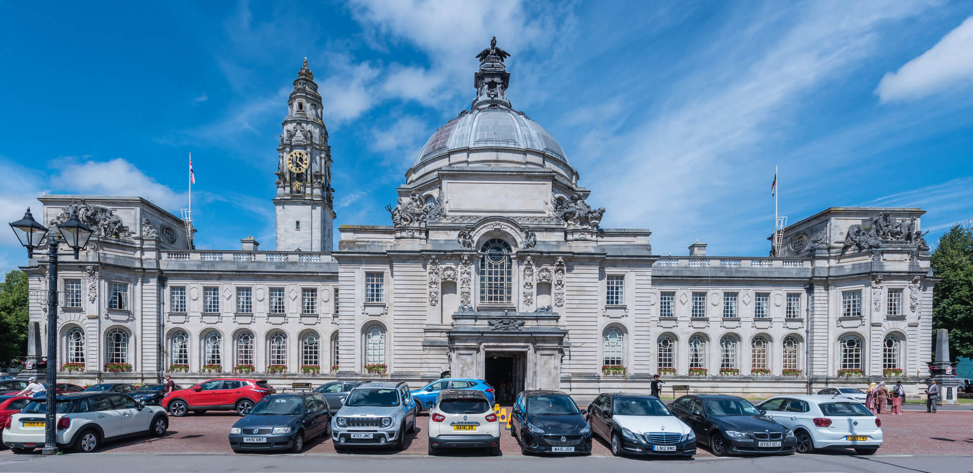 Close image of the exterior of City Hall, Cardiff